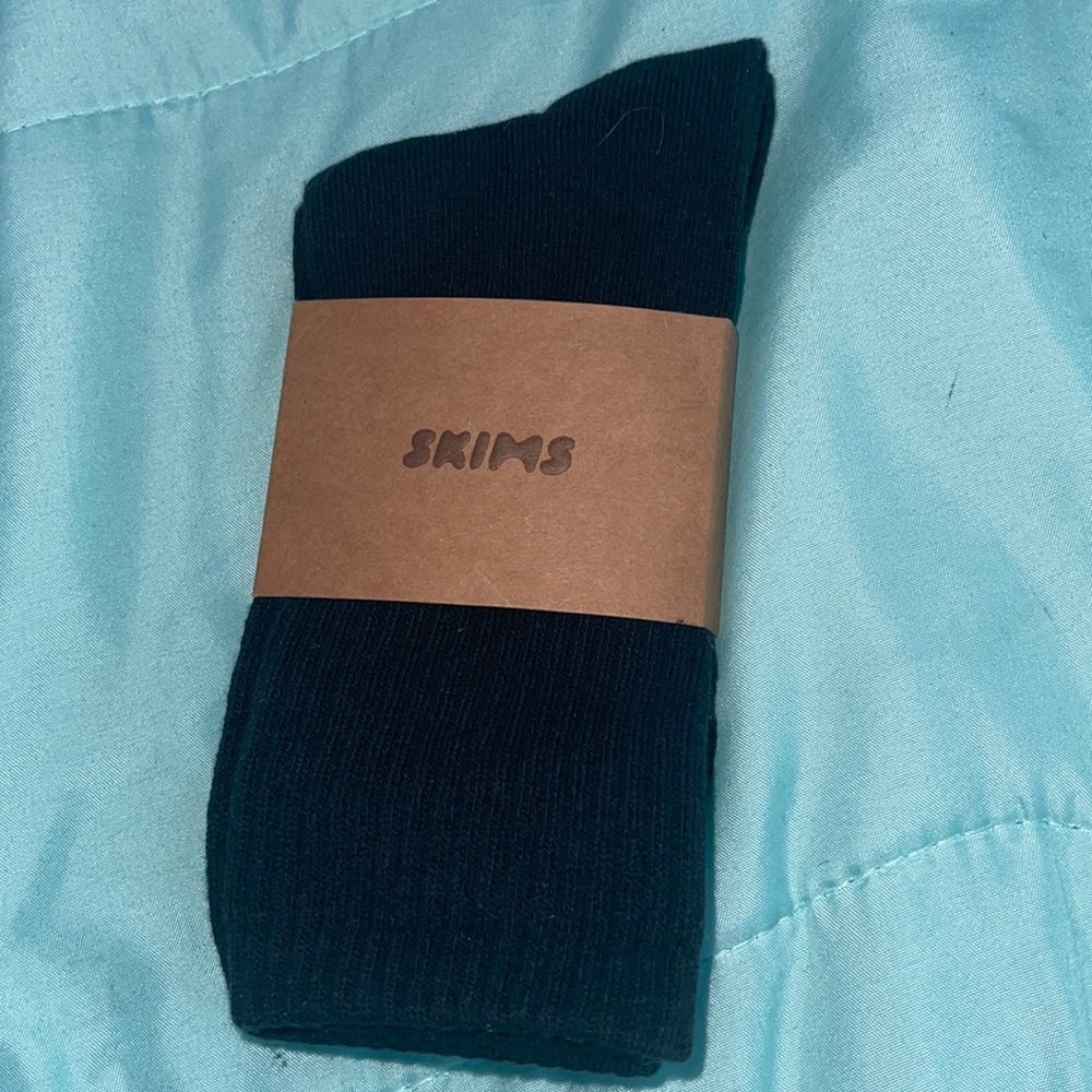 Skims crew socks
